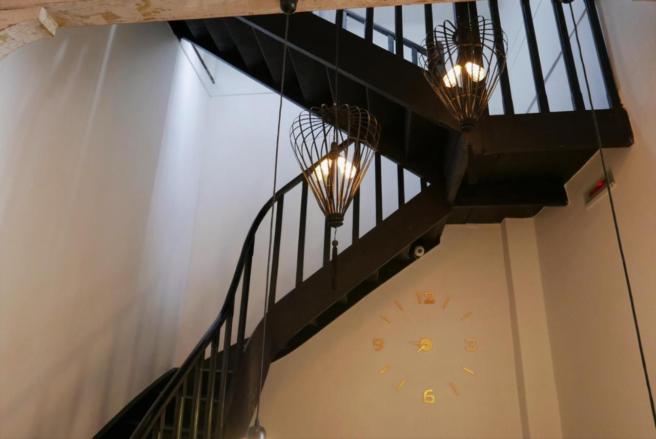 Aram Yami Boutique 5*
